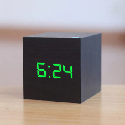 Small LED Clock with Dimmable Light and Temperature Display