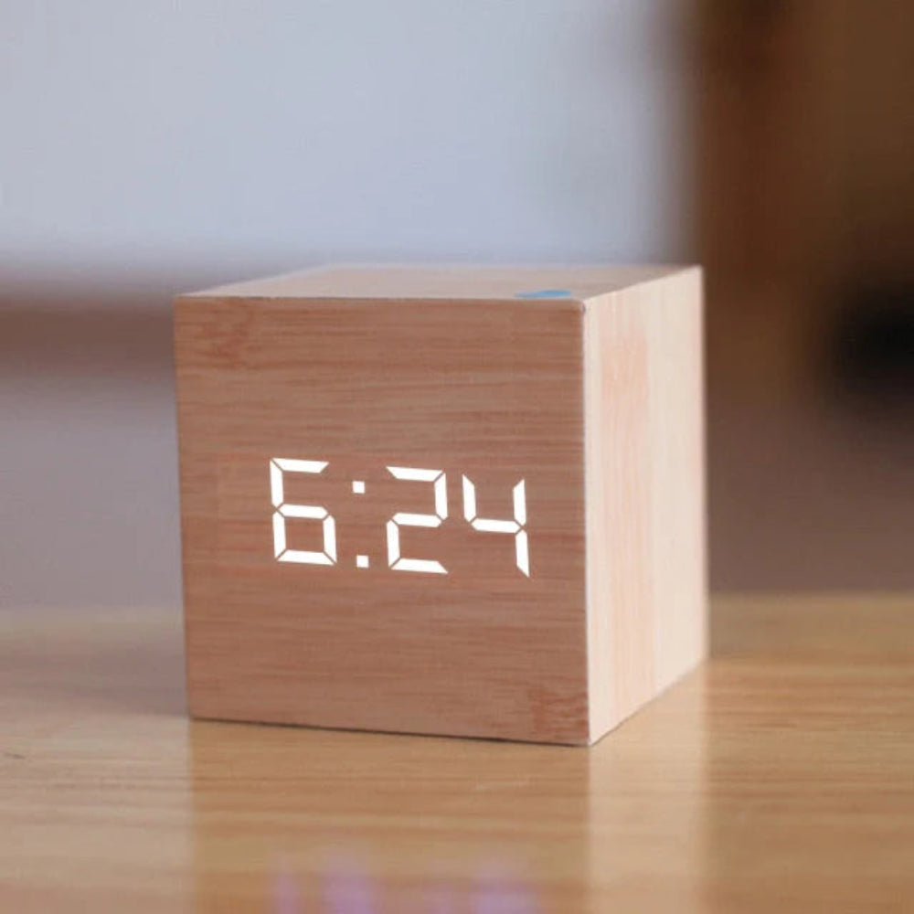 Small LED Clock with Dimmable Light and Temperature Display