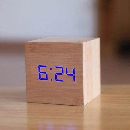 Small LED Clock with Dimmable Light and Temperature Display